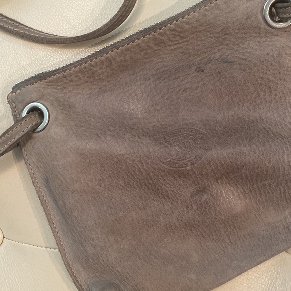 Roots Crossbody Purse - Picture 3 of 5